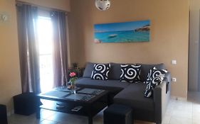 Cozy Apartment In Greece